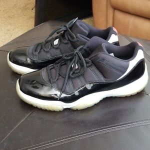 Air Jordan Retro 11 (Low Top)